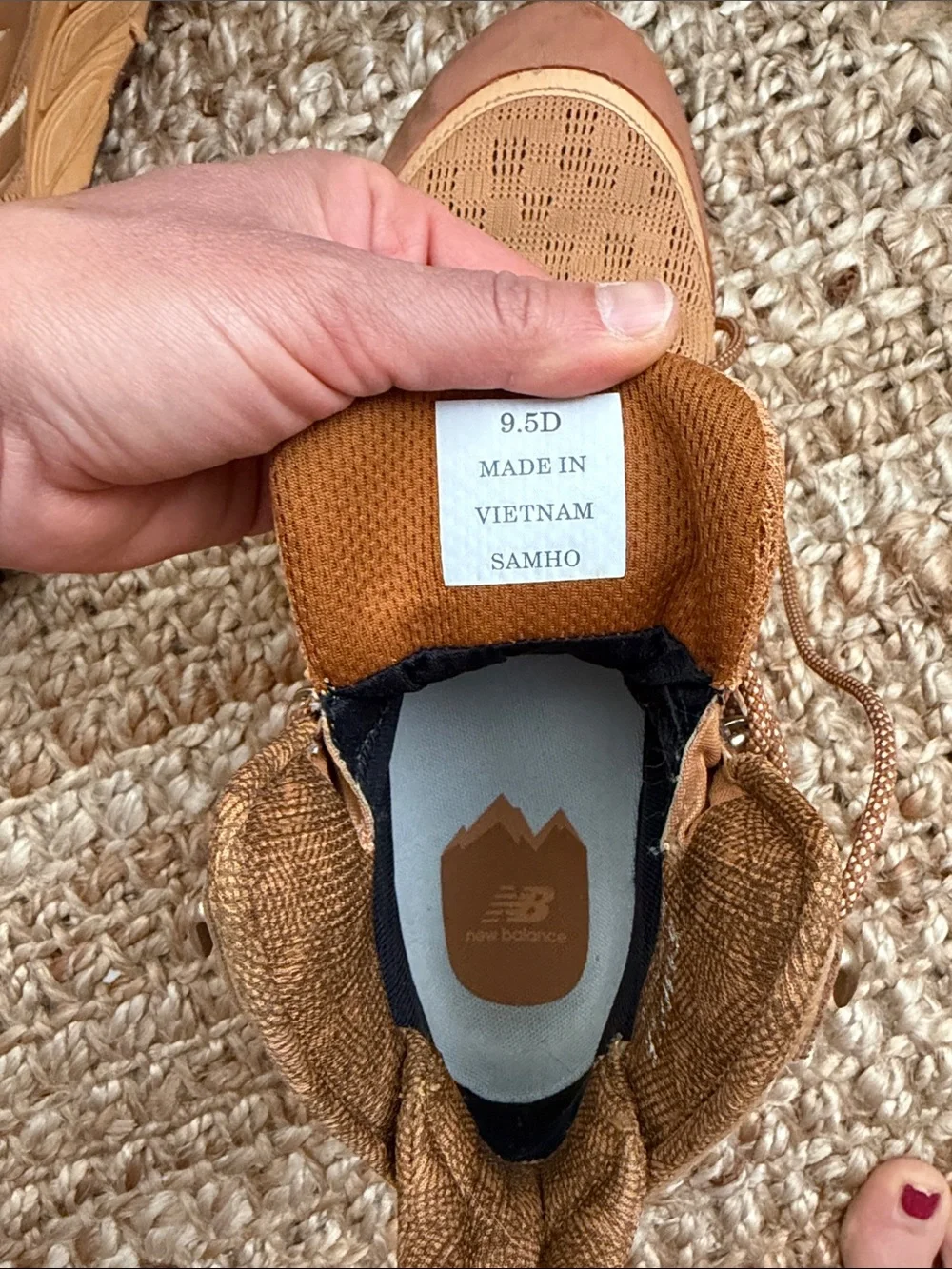New Balance Hierro Waterproof Trail Boots in Tan/Brown